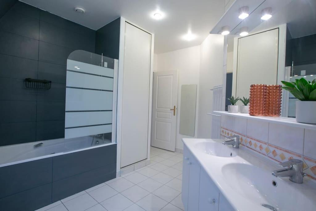 Skyline Parisian Flat - Exclusif Saint-honore Appartamento *